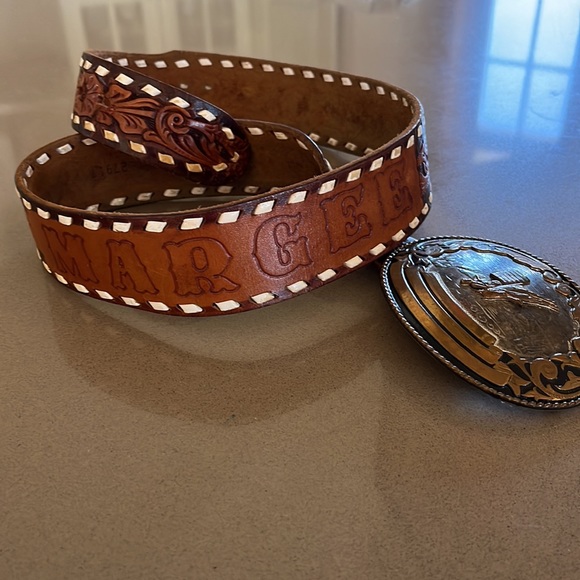Vintage Comstock silversmiths buckle with custom made hand laced leather belt - Picture 5 of 16
